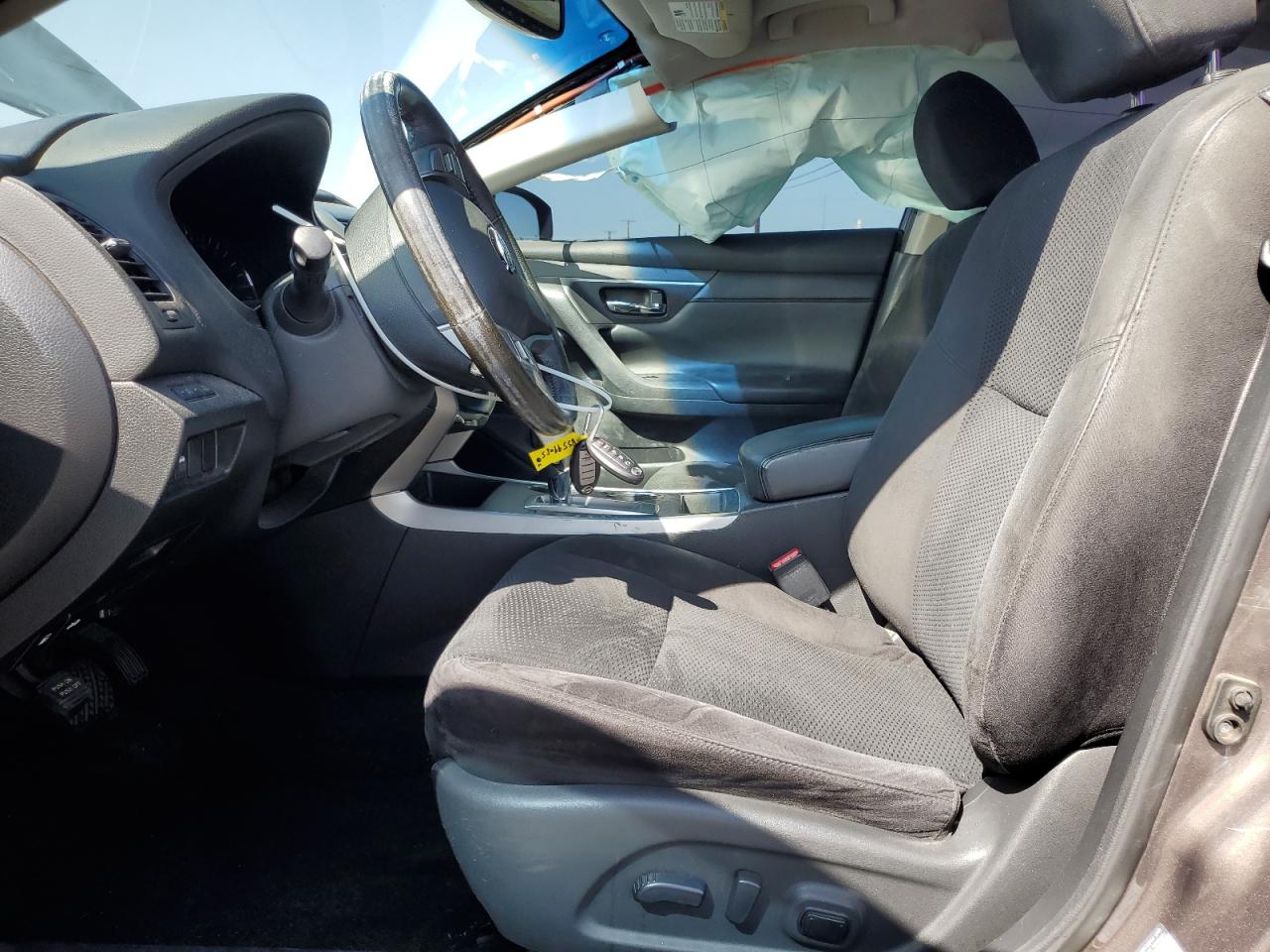 2015 Nissan Altima 2.5 VIN: 1N4AL3AP1FC288147 Lot: 85599055