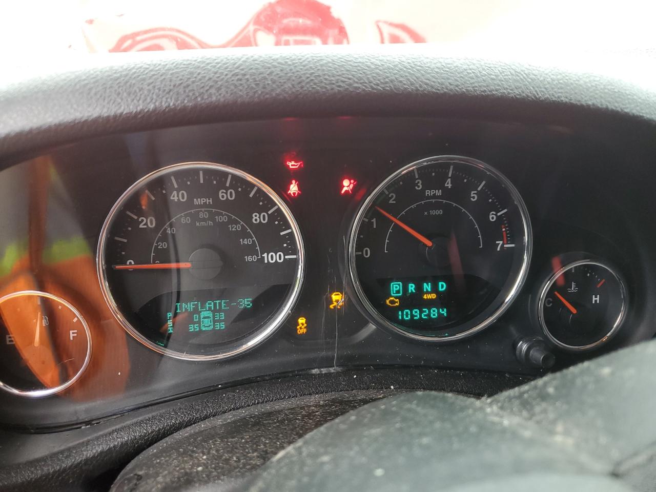 2014 Jeep Wrangler Unlimited Sport VIN: 1C4BJWDG6EL145601 Lot: 86248915