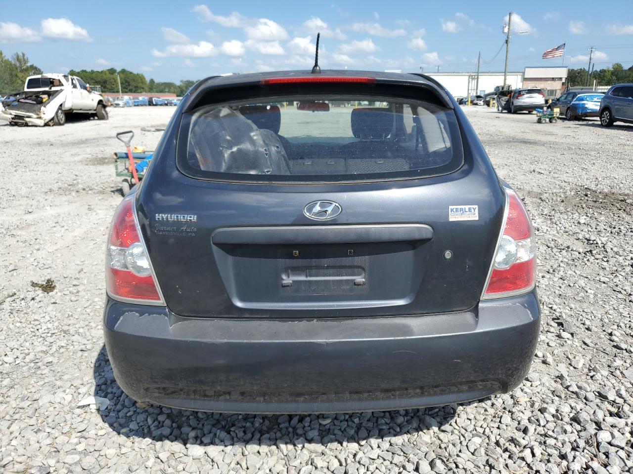2007 Hyundai Accent Gs VIN: KMHCM36C27U048652 Lot: 84708955