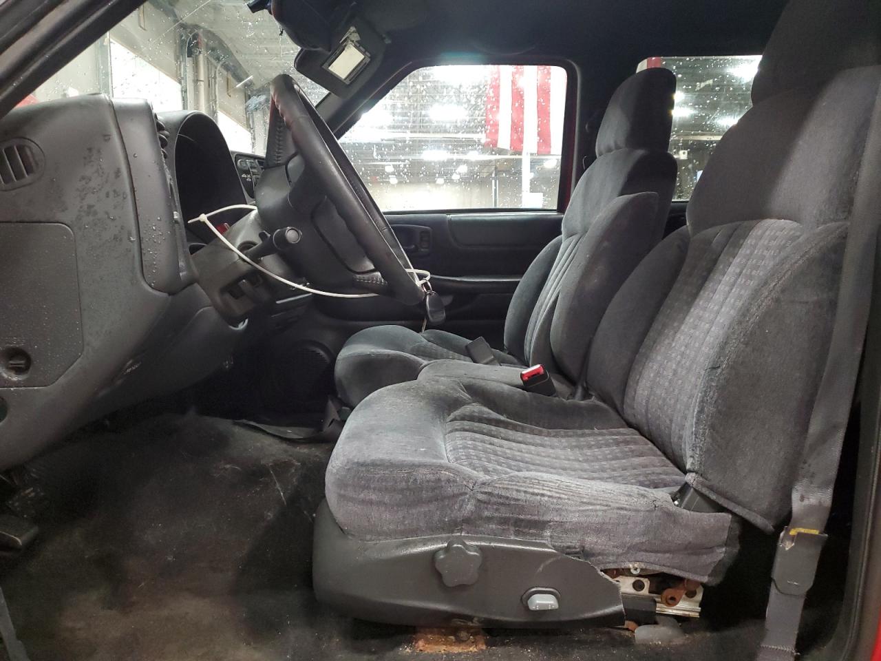 1999 Chevrolet Blazer VIN: 1GNDT13W8X2211337 Lot: 89471185