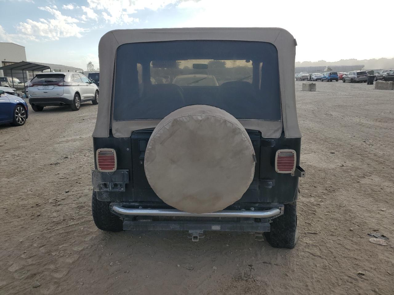 1995 Jeep Wrangler / Yj S VIN: 1J4FY19PXSP264436 Lot: 82214005