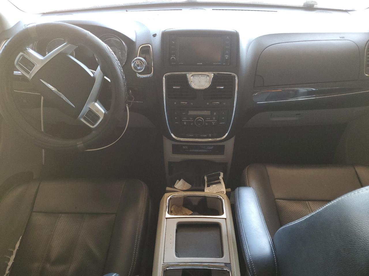 2015 Chrysler Town & Country Touring L VIN: 2C4RC1CGXFR673809 Lot: 85122485