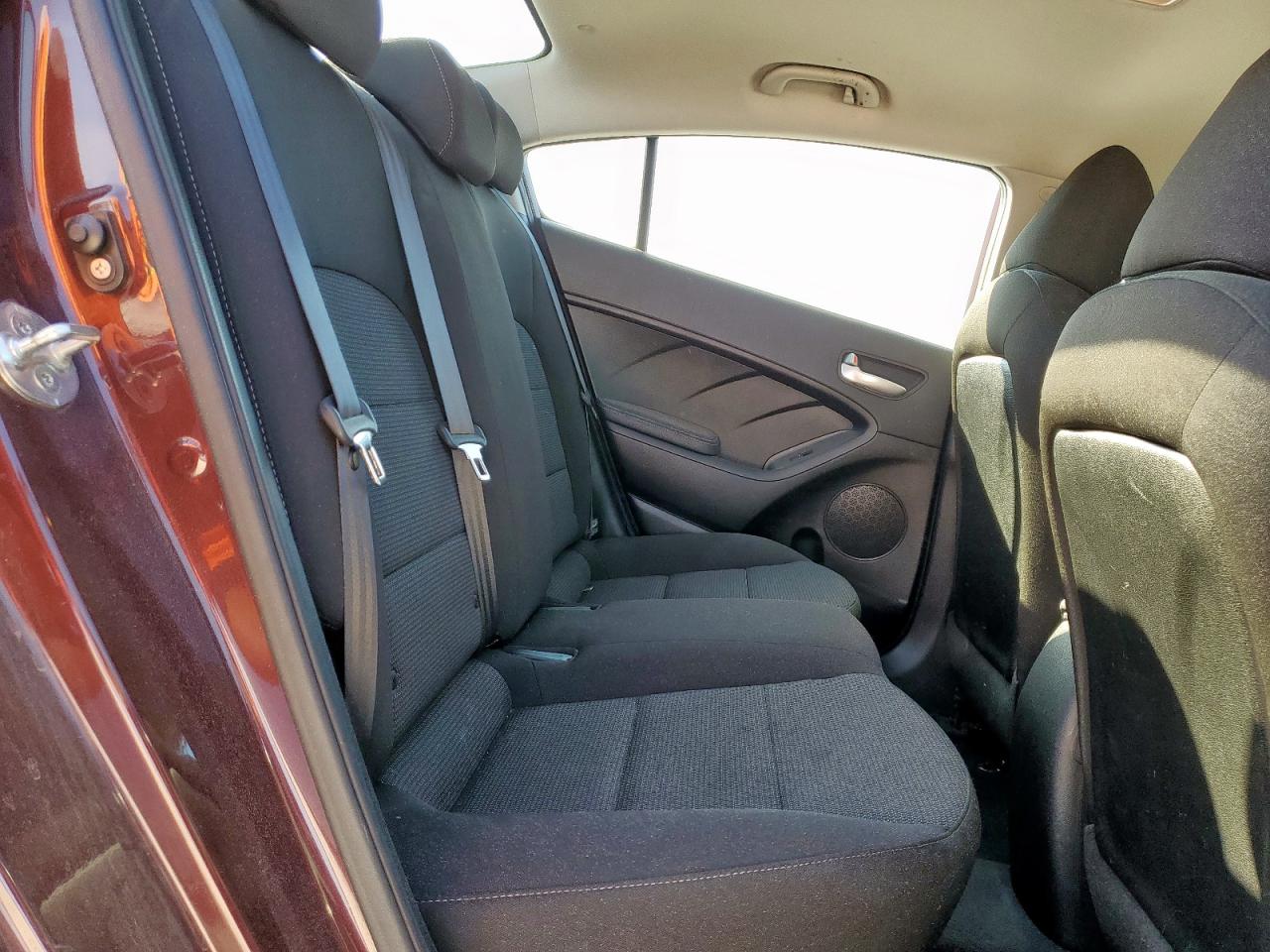 2017 Kia Forte Lx VIN: 3KPFK4A78HE151226 Lot: 85863525