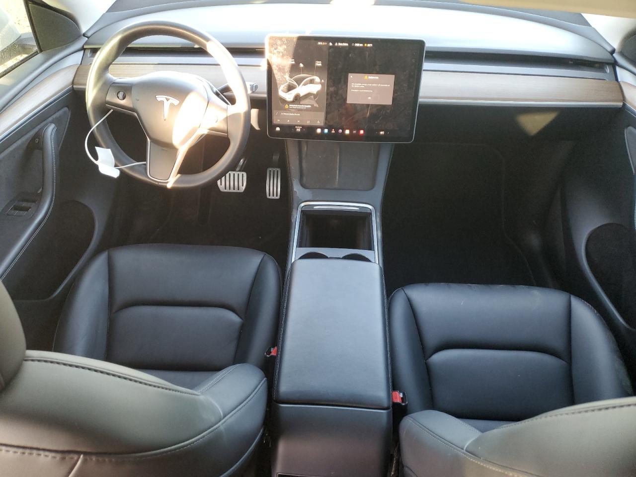 2023 Tesla Model Y VIN: 7SAYGDEF7PF738413 Lot: 90852405