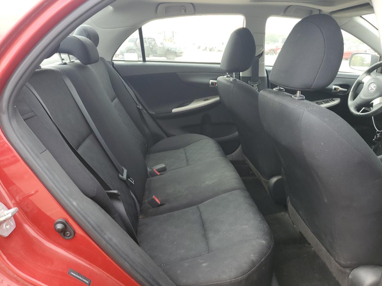 2010 Toyota Corolla Base VIN: 1NXBU4EE3AZ263422 Lot: 84392895