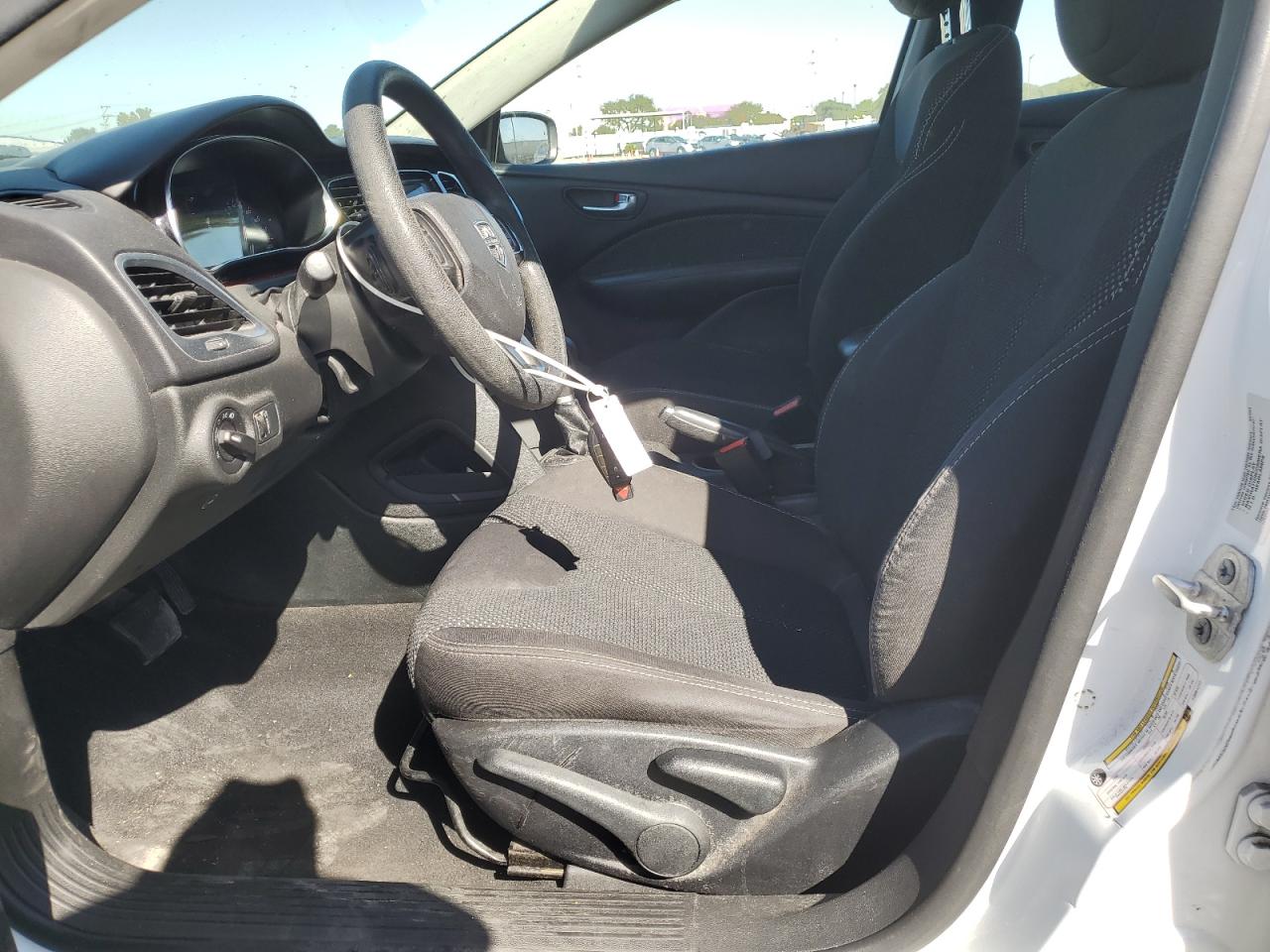 2015 Dodge Dart Sxt VIN: 1C3CDFBB6FD351777 Lot: 82526255