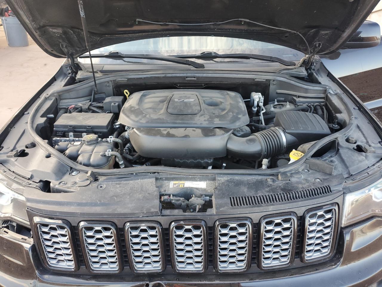 2017 Jeep Grand Cherokee Laredo VIN: 1C4RJFAG5HC841308 Lot: 82355965