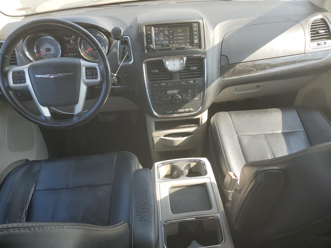 2015 Chrysler Town & Country Touring VIN: 2C4RC1BG9FR565344 Lot: 84783995