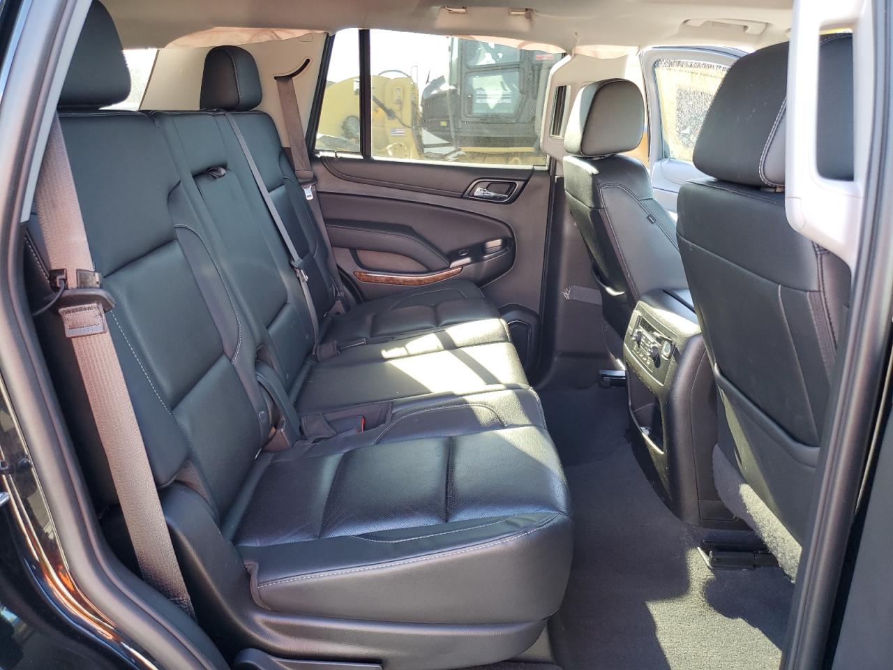 2019 Chevrolet Tahoe K1500 Premier VIN: 1GNSKCKC3KR283625 Lot: 84837865