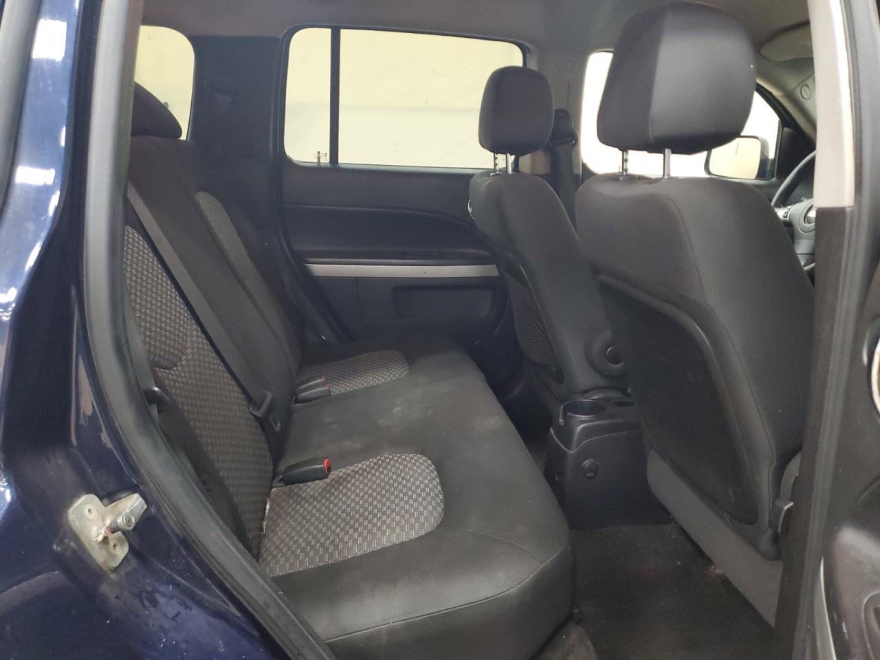 2010 Chevrolet Hhr Ls VIN: 3GNBAADB7AS557982 Lot: 84258195