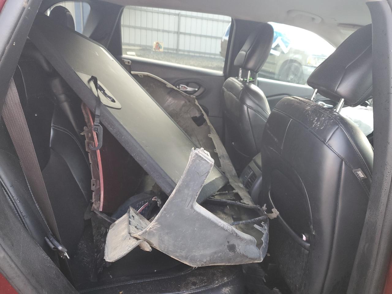 2019 Jeep Cherokee Latitude Plus VIN: 1C4PJLLB0KD205971 Lot: 90636285