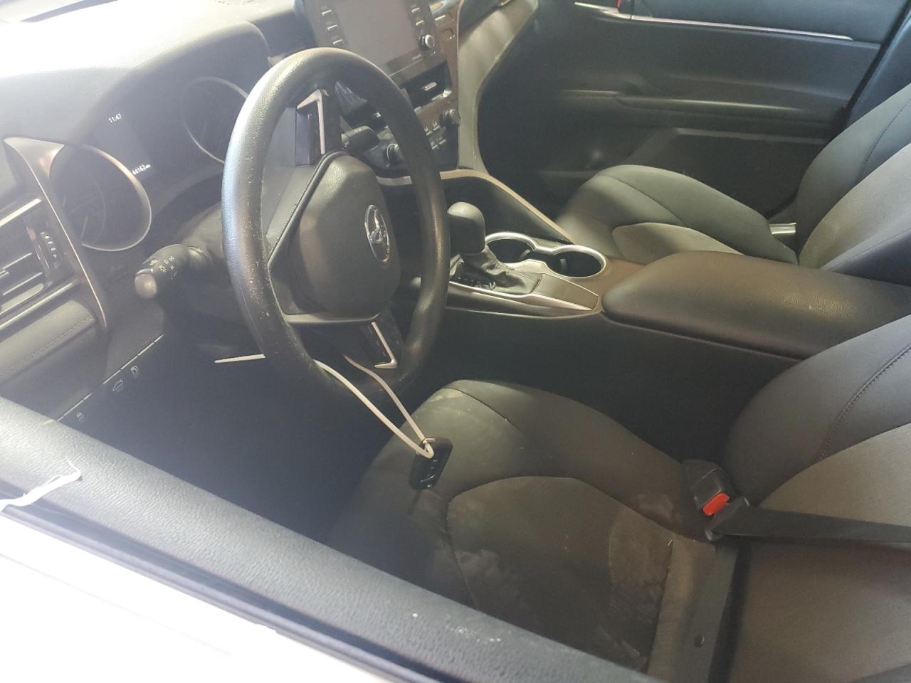 2021 Toyota Camry Le VIN: 4T1C11AK6MU573799 Lot: 84624925