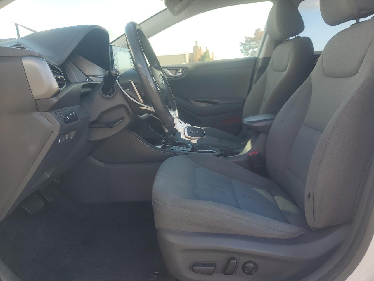 2020 Hyundai Ioniq Se VIN: KMHC75LC6LU194618 Lot: 84593305