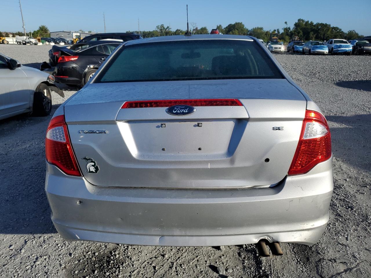 2011 Ford Fusion Se VIN: 3FAHP0HA1BR302255 Lot: 84984475