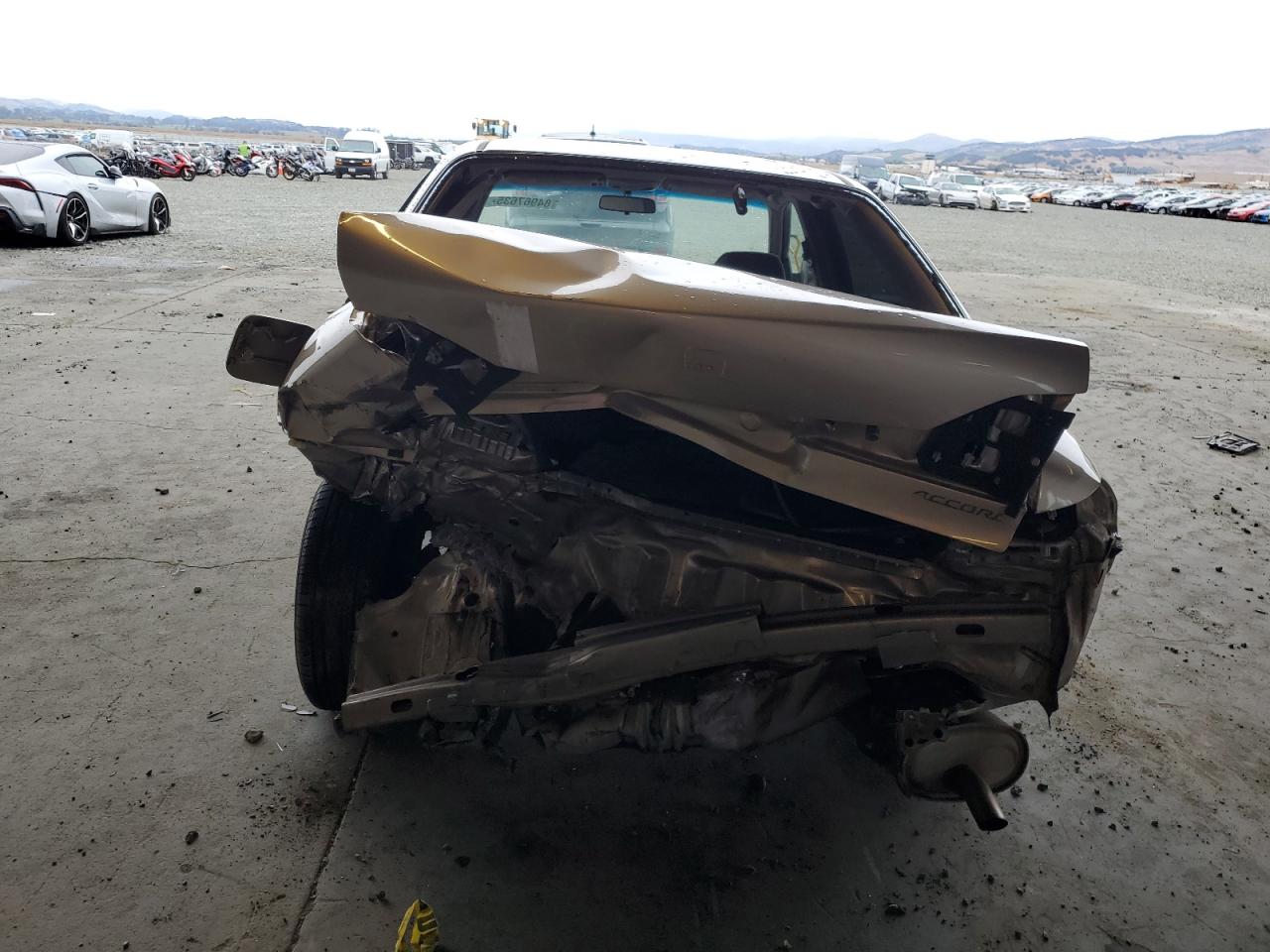 2000 Honda Accord Lx VIN: 1HGCG6655YA020511 Lot: 84967635