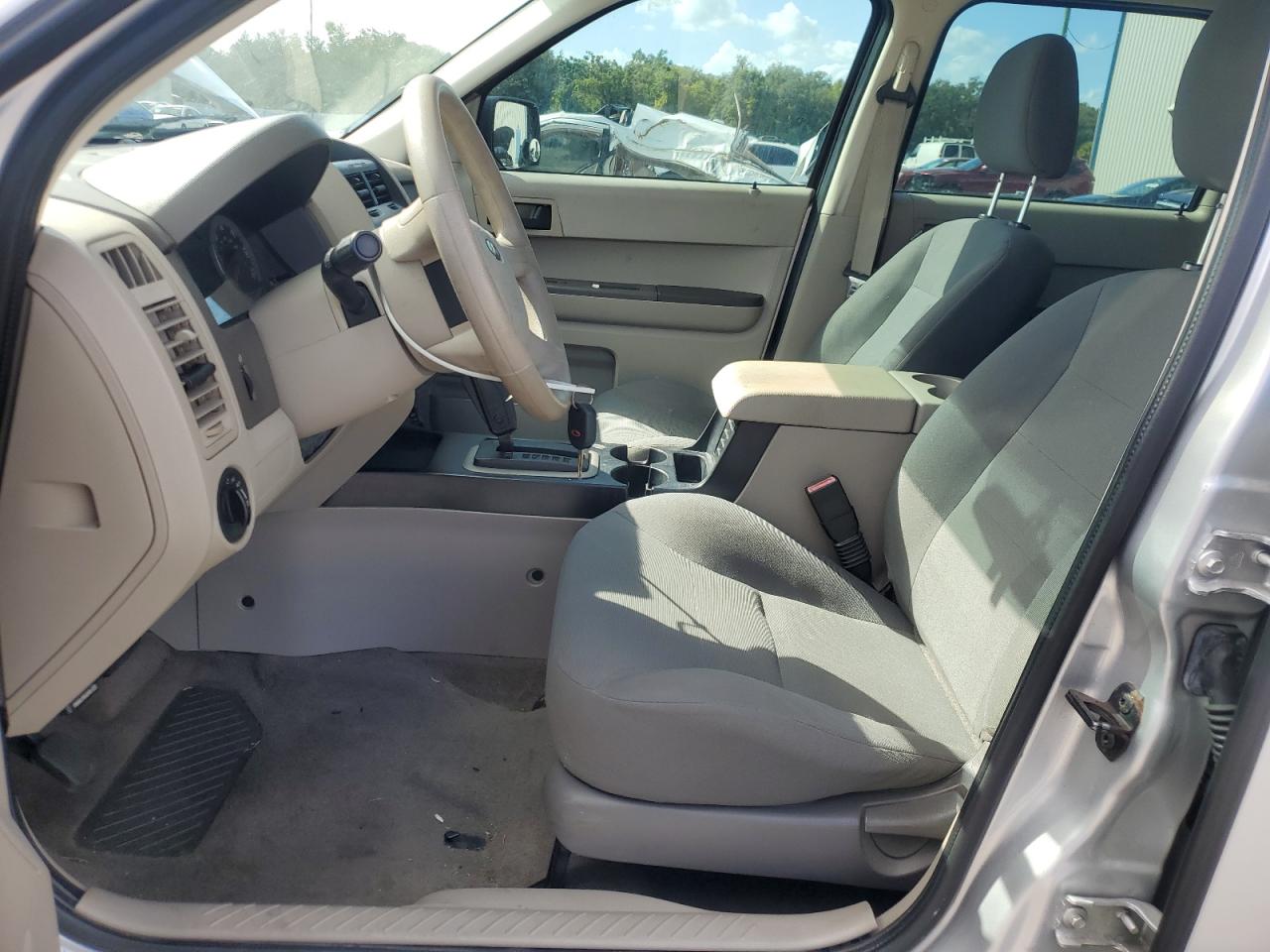 2008 Ford Escape Xls VIN: 1FMCU02ZX8KE63451 Lot: 81978915