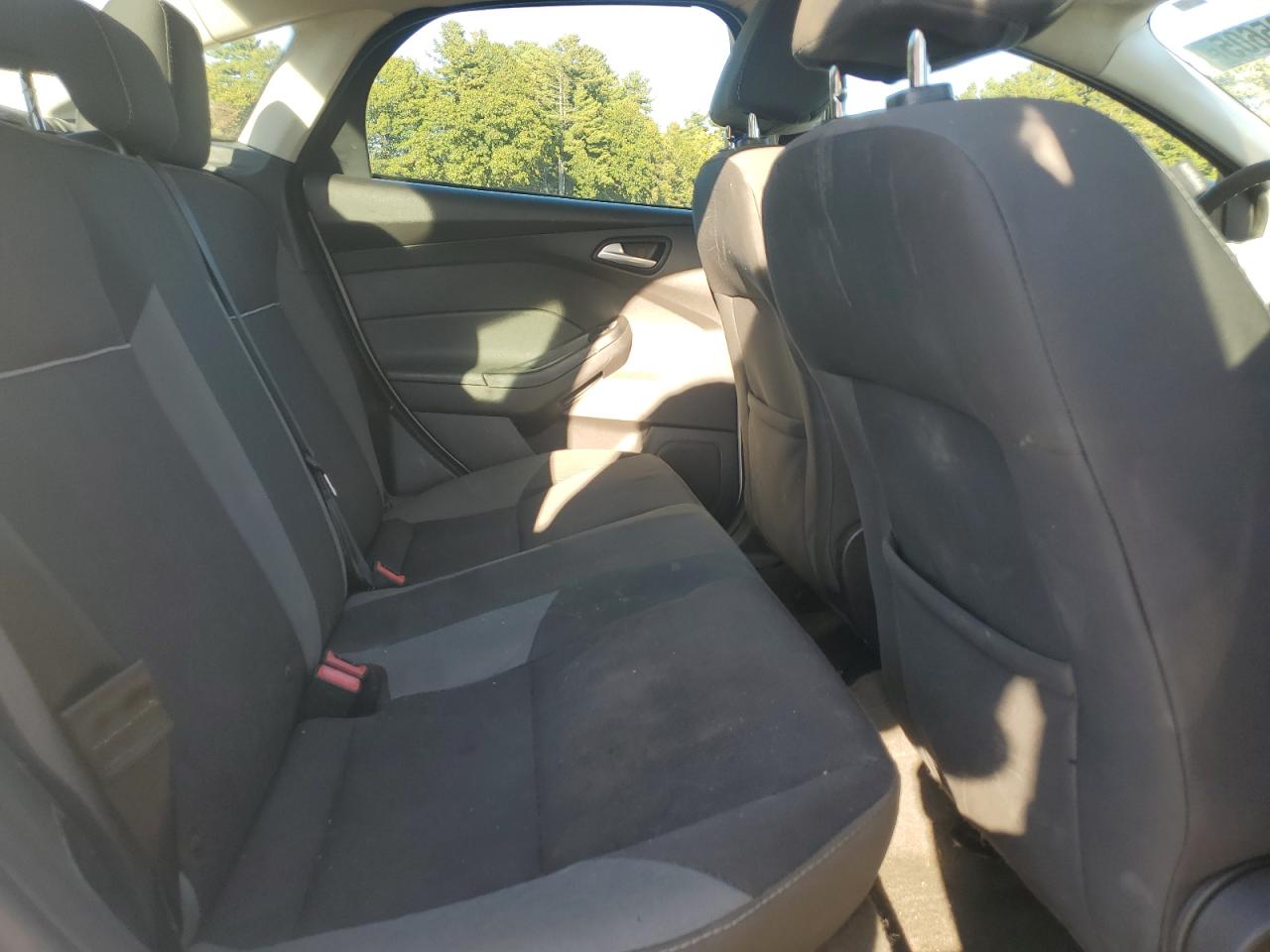 2014 Ford Focus Se VIN: 1FADP3F29EL358703 Lot: 84195605