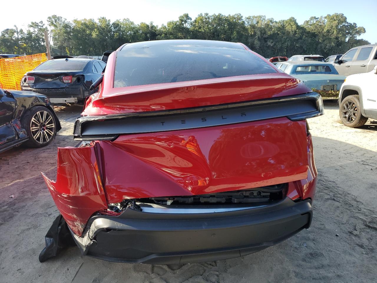 2026 Tesla Model Y VIN: 7SAYGDED2TA446870 Lot: 84550015