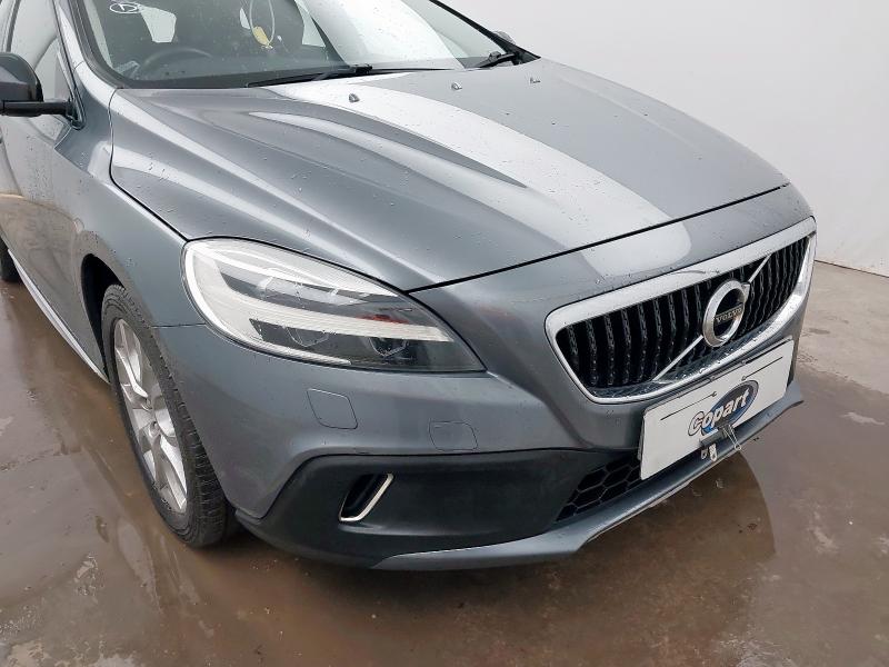 2016 VOLVO V40 CROSS COUNTRY PRO D3 D3 [4 CYL 150] CROSS COUNTRY PRO