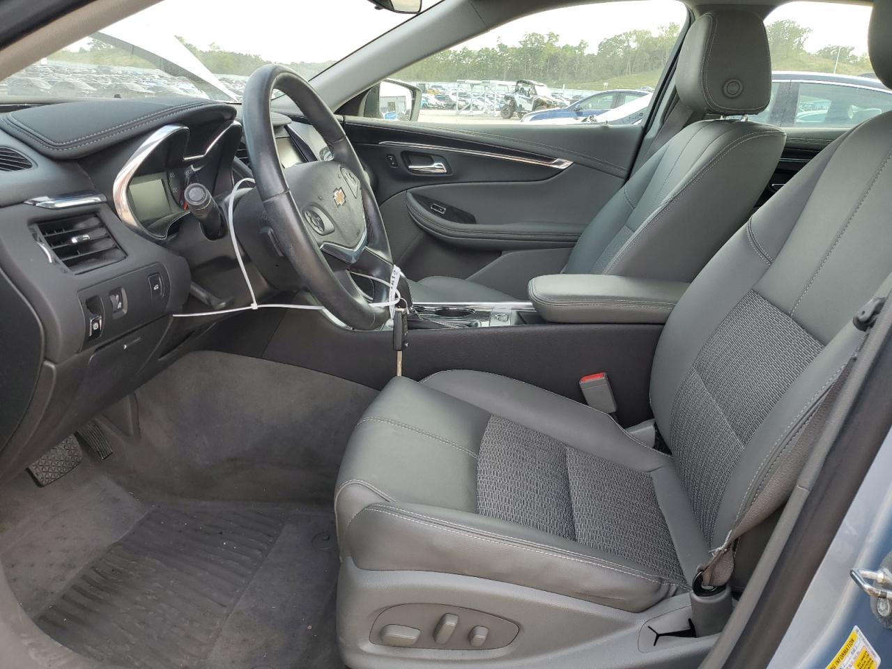 2015 Chevrolet Impala Lt VIN: 1G1125S32FU120993 Lot: 85082255