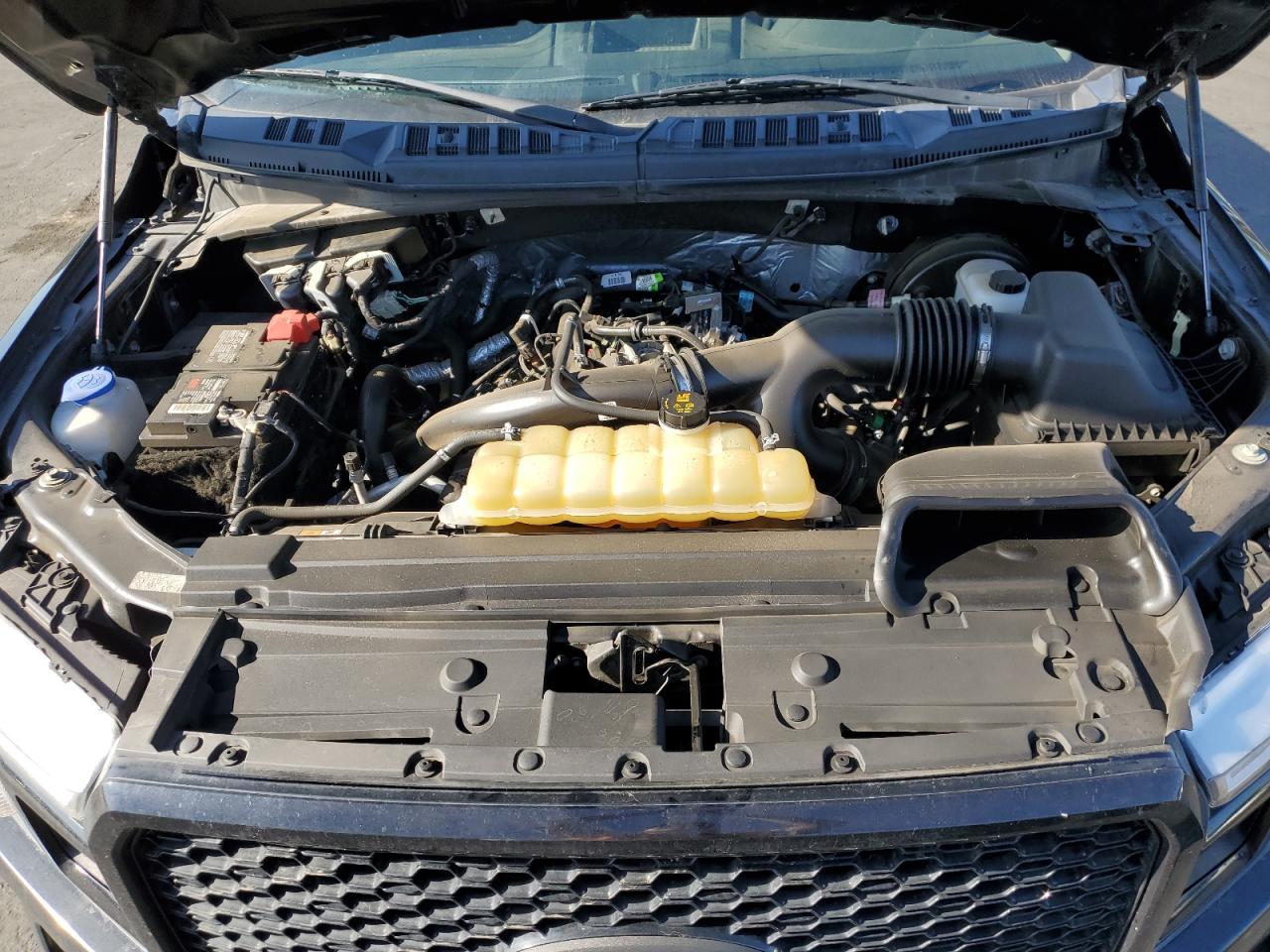 2019 Ford F150 Supercrew VIN: 1FTEW1CP5KKF18759 Lot: 90686775