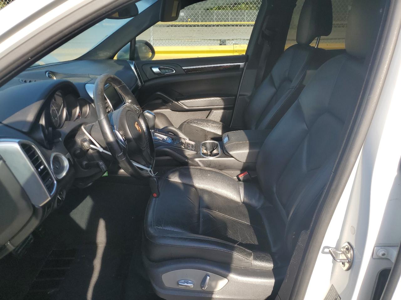 2014 Porsche Cayenne VIN: WP1AA2A27ELA93729 Lot: 84460435