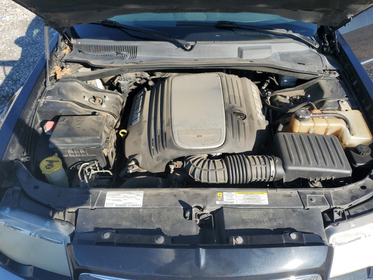 2008 Chrysler 300C VIN: 2C3LA63H18H305663 Lot: 90441415