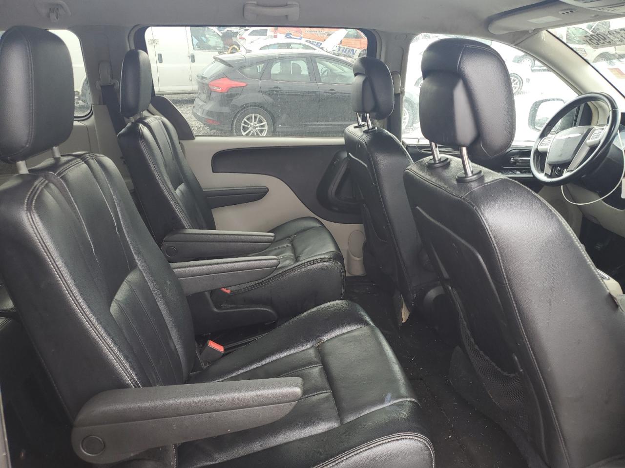 2015 Chrysler Town & Country Touring VIN: 2C4RC1BG3FR654729 Lot: 85121995