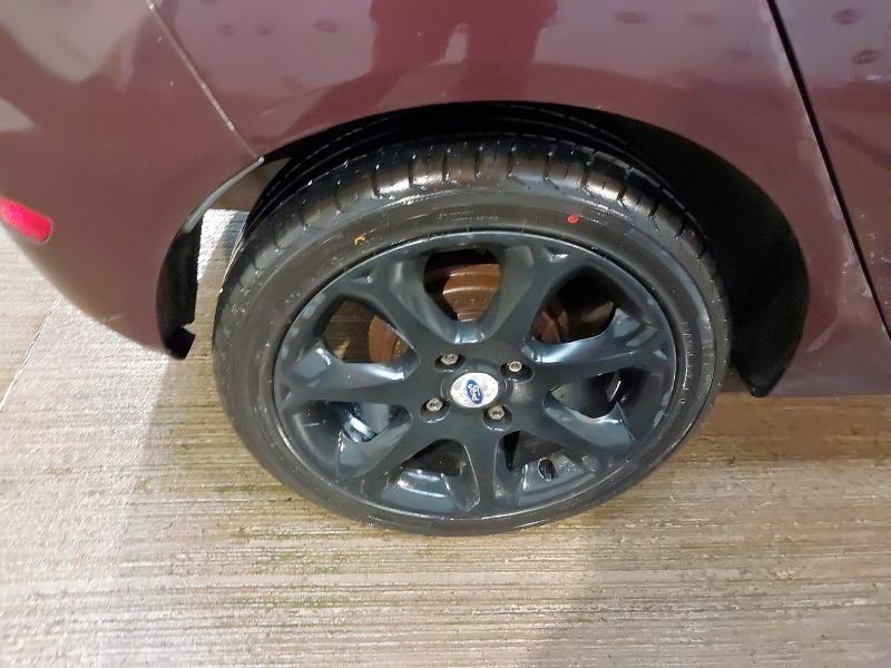 2010 FORD FIESTA TITANIUM 