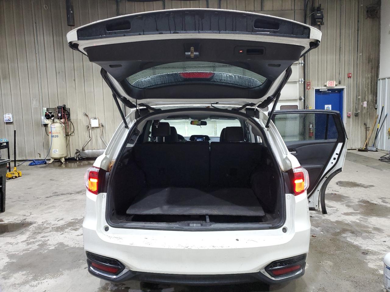 2017 Acura Rdx Technology VIN: 5J8TB4H51HL004696 Lot: 87305395