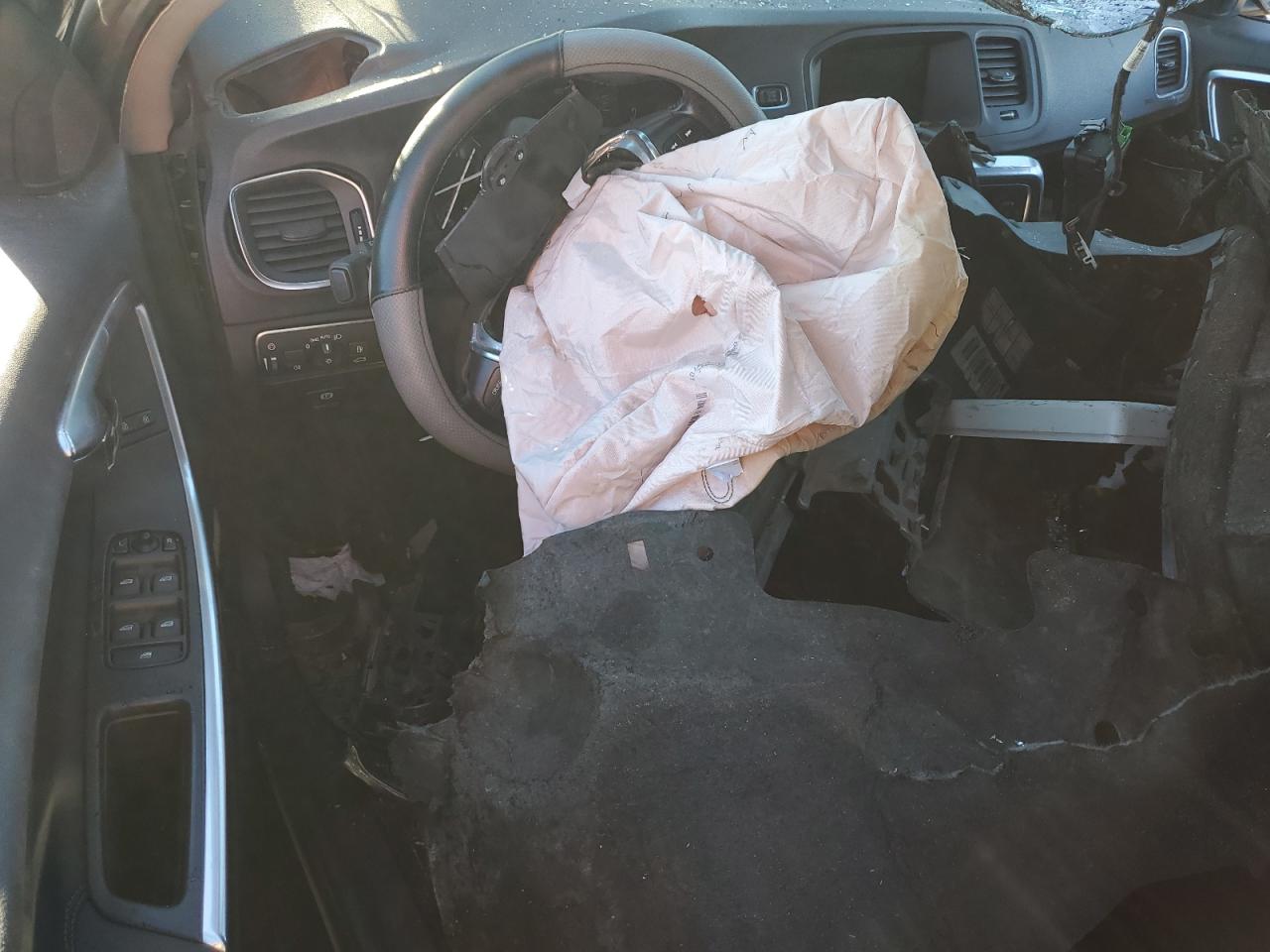 2014 Volvo S60 T5 VIN: YV1612FS9E2286111 Lot: 87399025