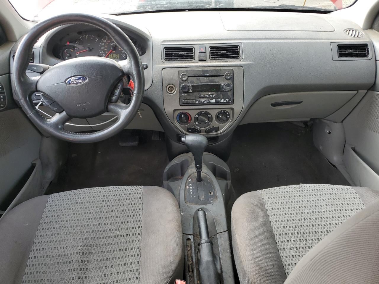 2005 Ford Focus Zx4 VIN: 1FAFP34NX5W271770 Lot: 82242815