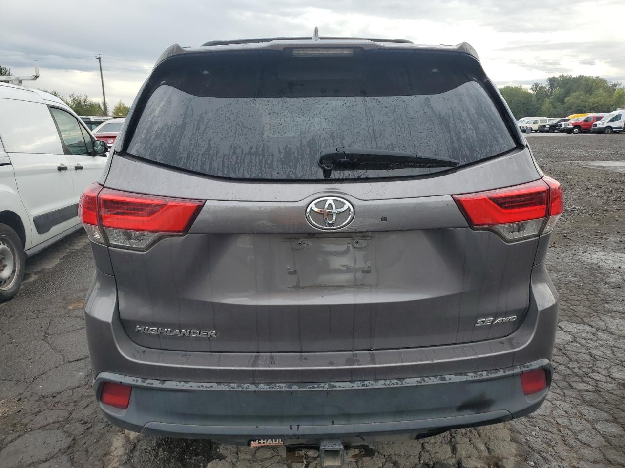 2018 Toyota Highlander Se VIN: 5TDJZRFH1JS819447 Lot: 85589585