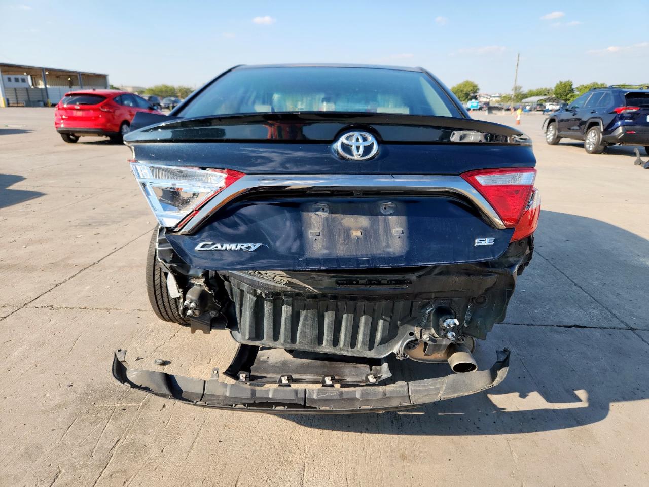 2015 Toyota Camry Le VIN: 4T1BF1FK7FU081467 Lot: 84912395