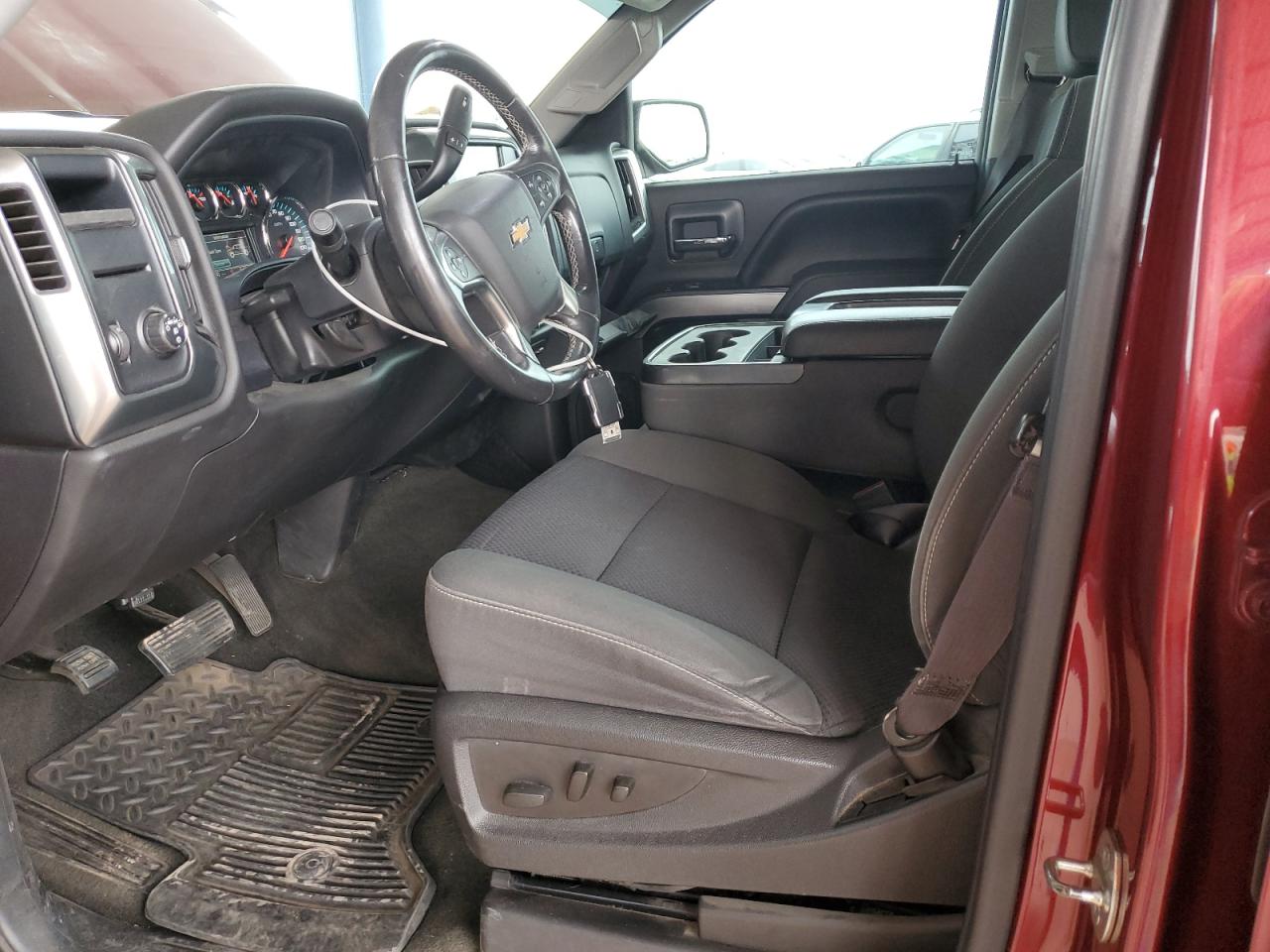 2015 Chevrolet Silverado C1500 Lt VIN: 3GCPCREC3FG284158 Lot: 82347455