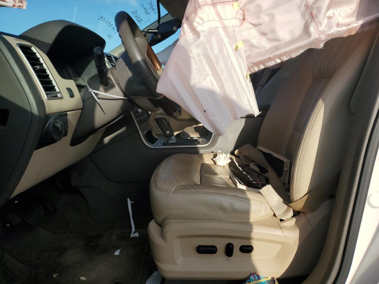 2010 Lincoln Mkx VIN: 2LMDJ6JC9ABJ13102 Lot: 85486135