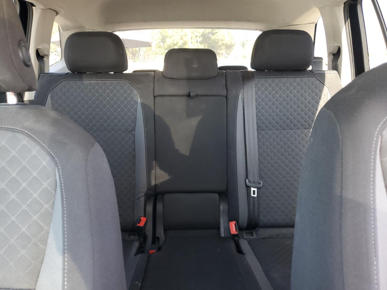 2018 Volkswagen Tiguan S VIN: 3VV1B7AX1JM091928 Lot: 85563025