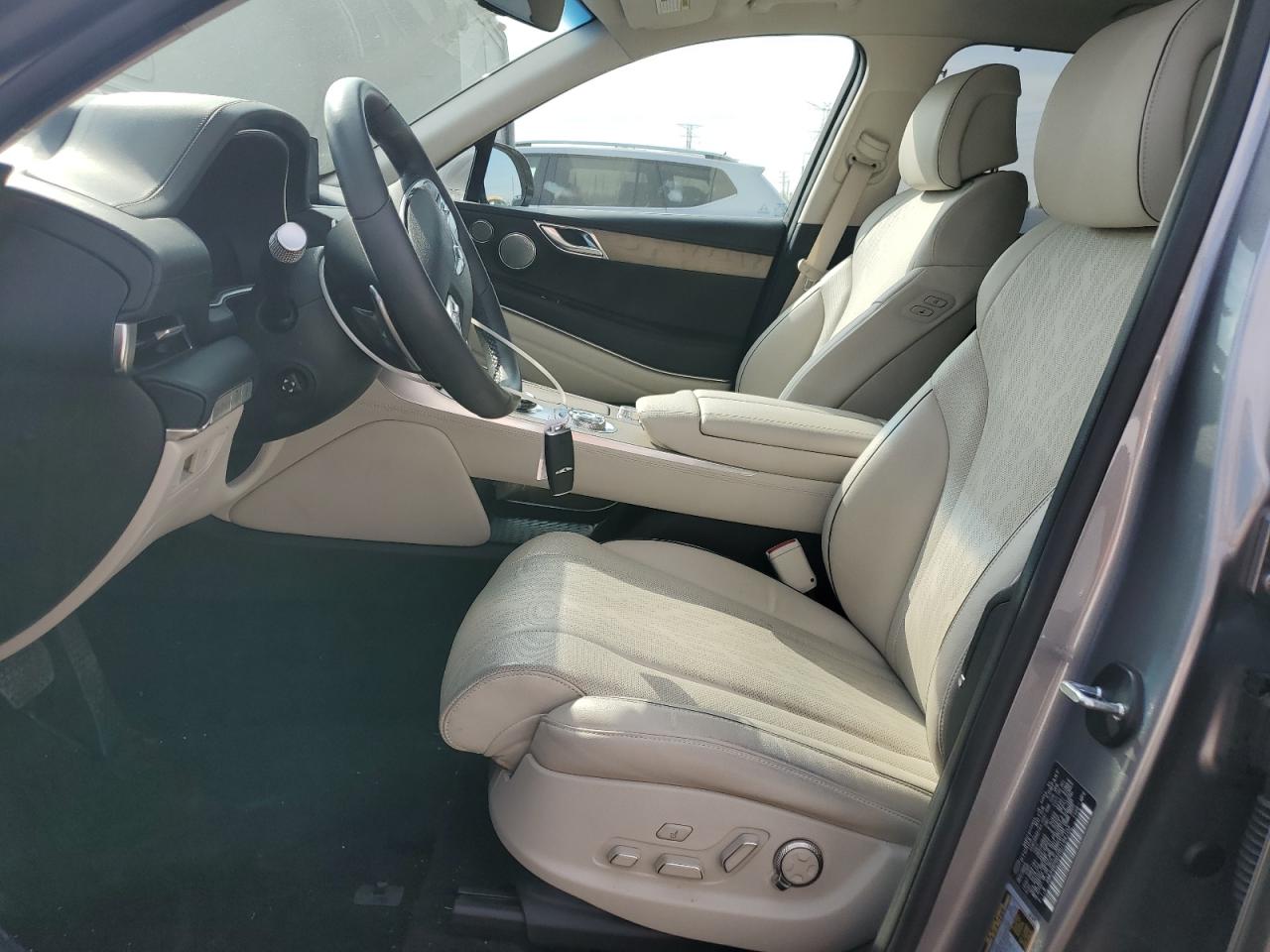 2024 Genesis Gv80 Base VIN: KMUHBDSB2RU194102 Lot: 82454675