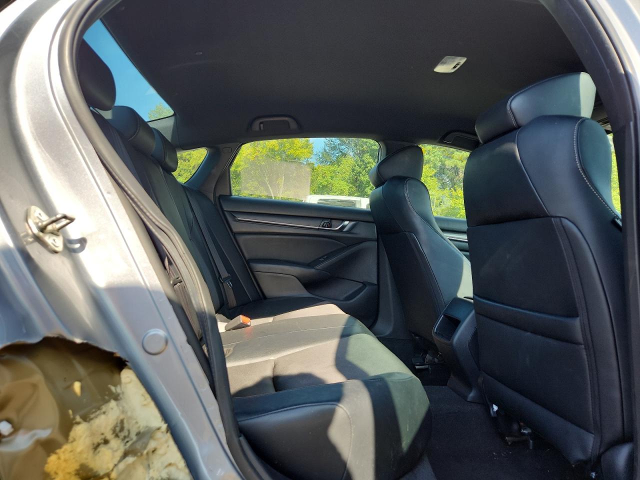 2018 Honda Accord Sport VIN: 1HGCV1F39JA233216 Lot: 81511285