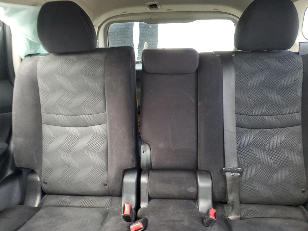 2015 Nissan Rogue S VIN: 5N1AT2ML6FC764997 Lot: 85784755