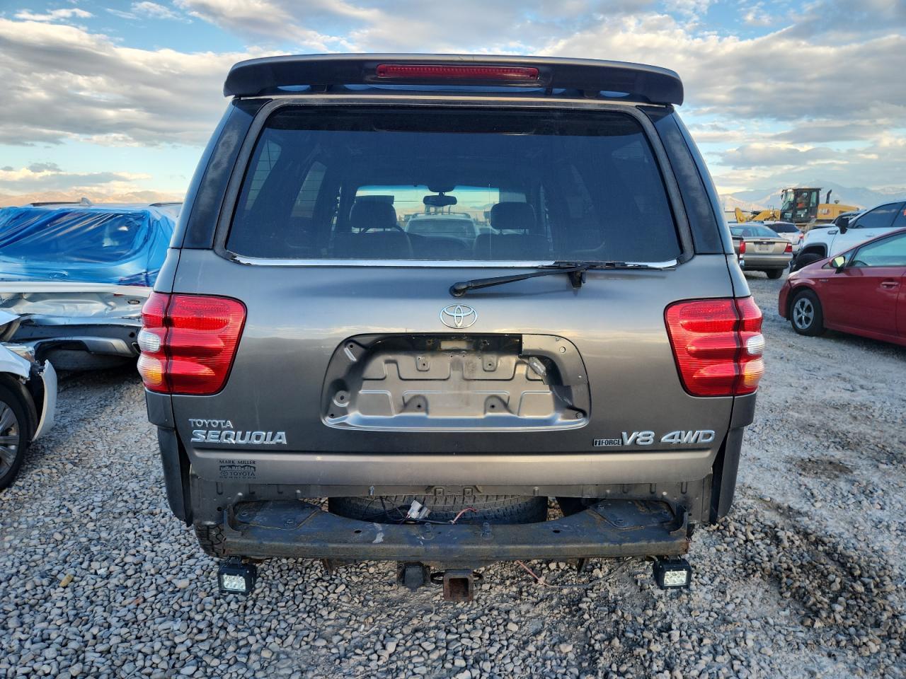 2003 Toyota Sequoia Limited VIN: 5TDBT48A23S153338 Lot: 85749035