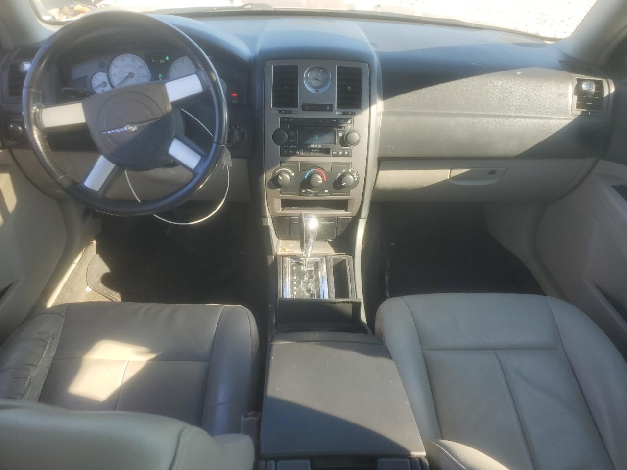 2006 Chrysler 300 Touring VIN: 2C3KA53G16H225242 Lot: 82279605