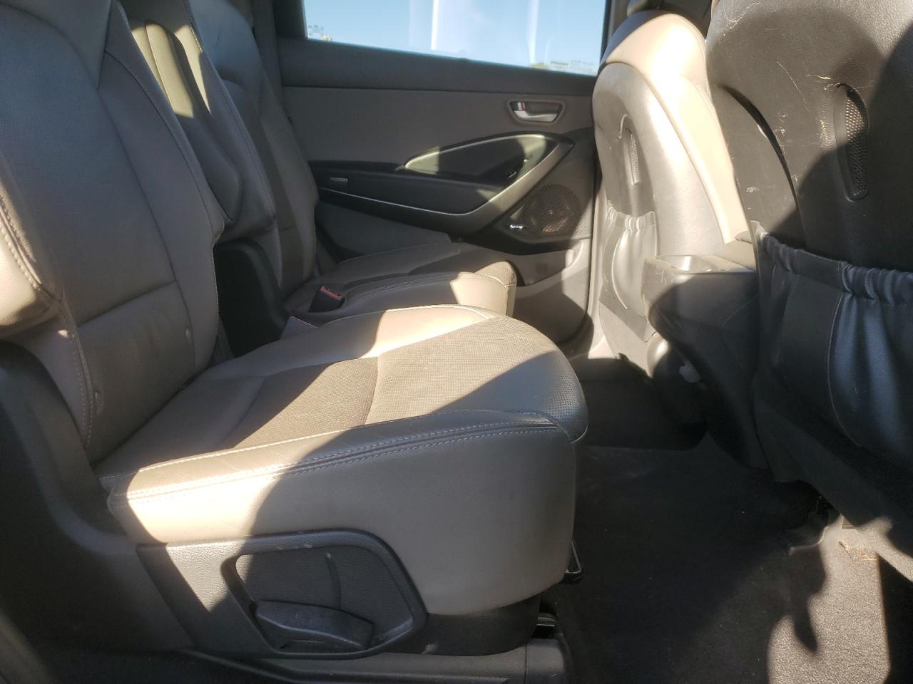 2017 Hyundai Santa Fe Se Ultimate VIN: KM8SRDHF2HU167118 Lot: 86066325