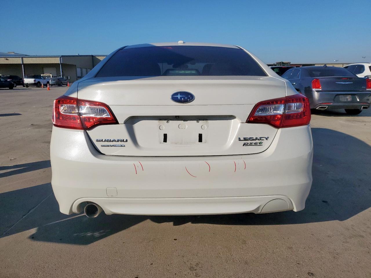 2015 Subaru Legacy 2.5I Premium VIN: 4S3BNAF60F3025693 Lot: 84573365