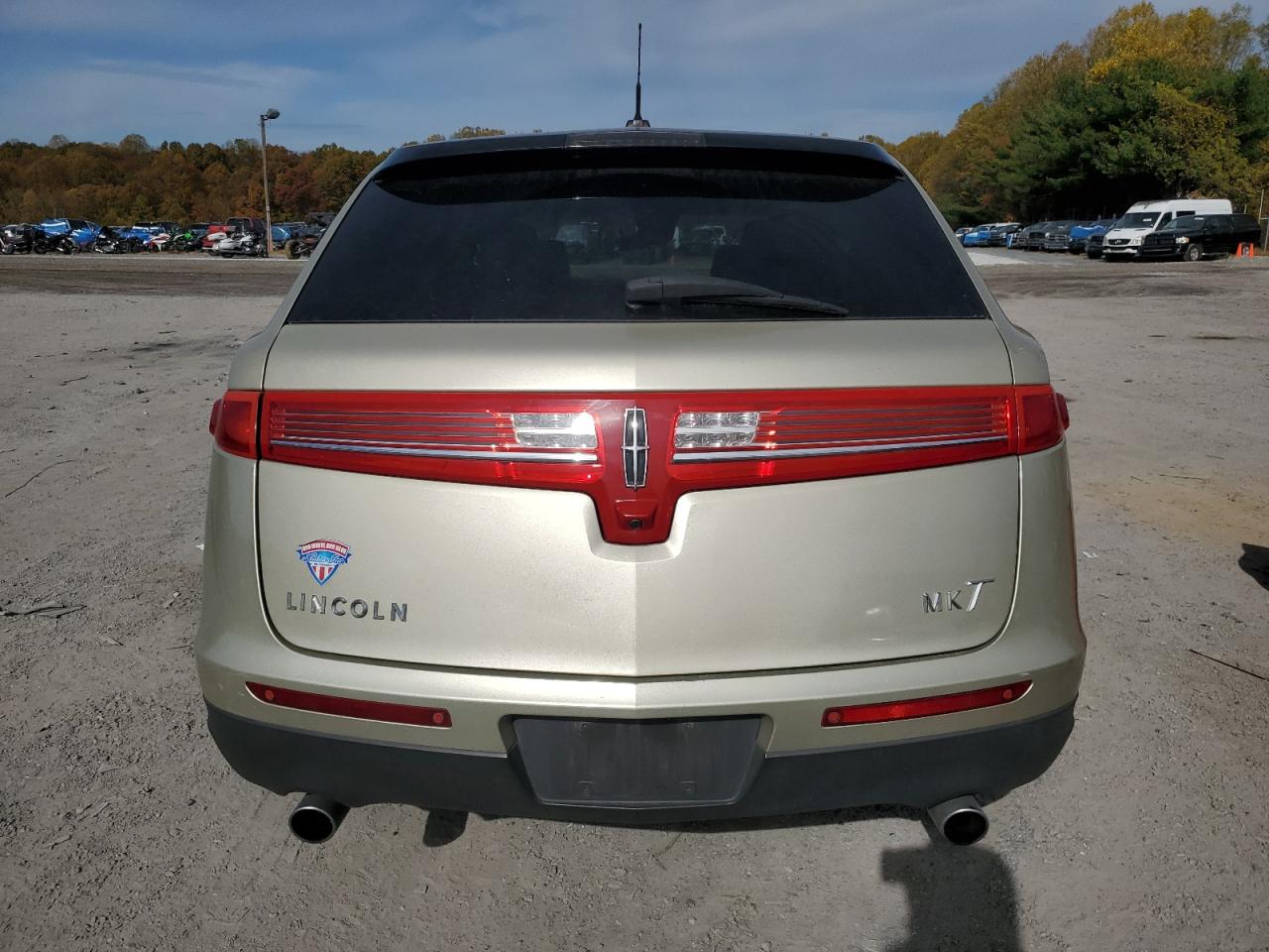 2010 Lincoln Mkt VIN: 2LMHJ5FR8ABJ10748 Lot: 90253625