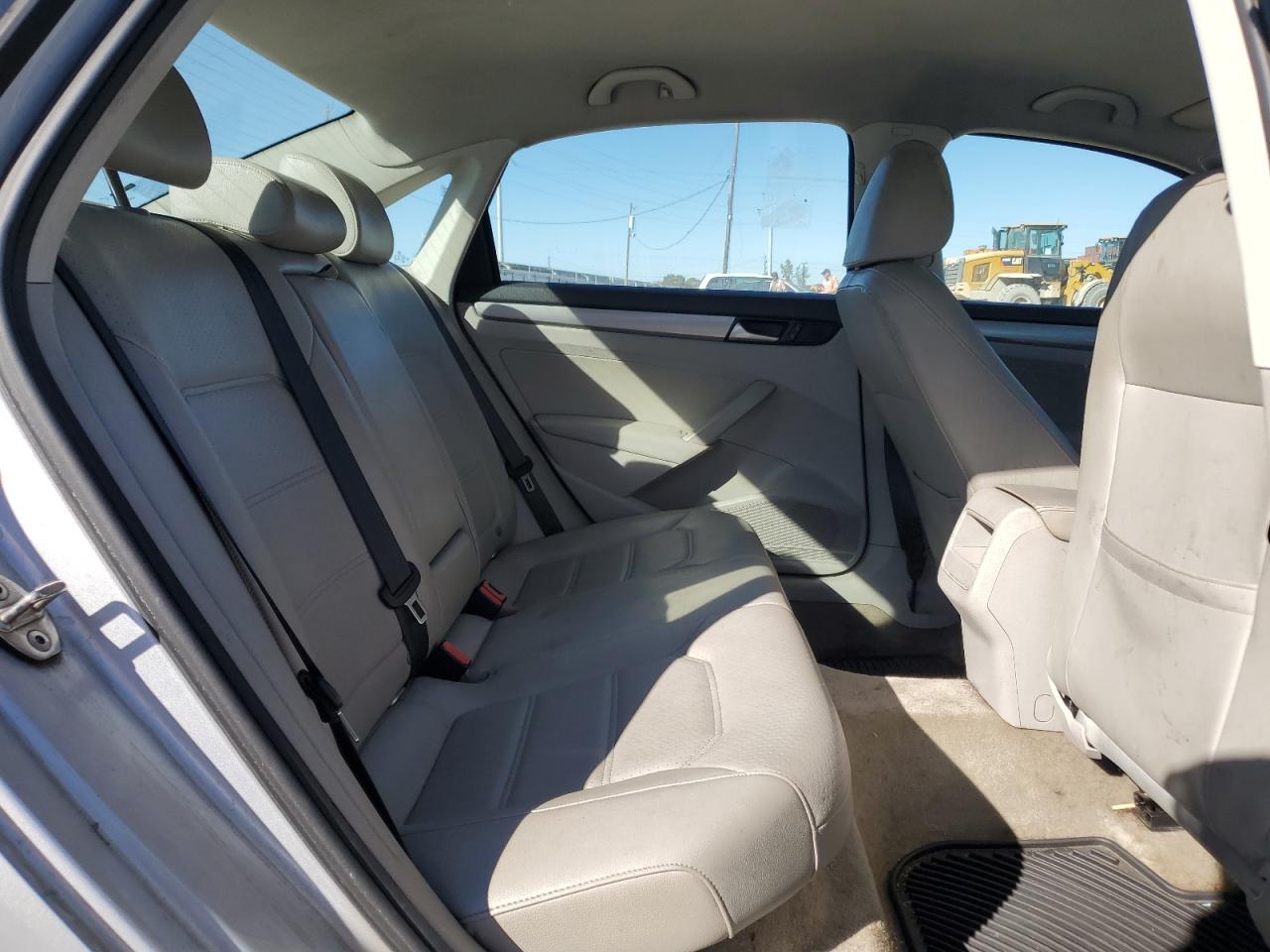 2015 Volkswagen Passat S VIN: 1VWAT7A37FC086392 Lot: 87028585