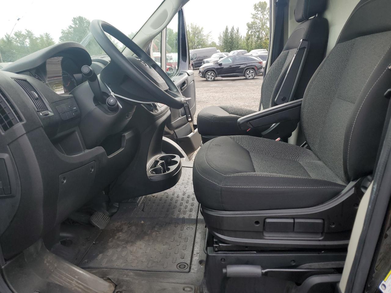 2018 Ram Promaster 2500 2500 High VIN: 3C6TRVDG5JE144439 Lot: 85007815