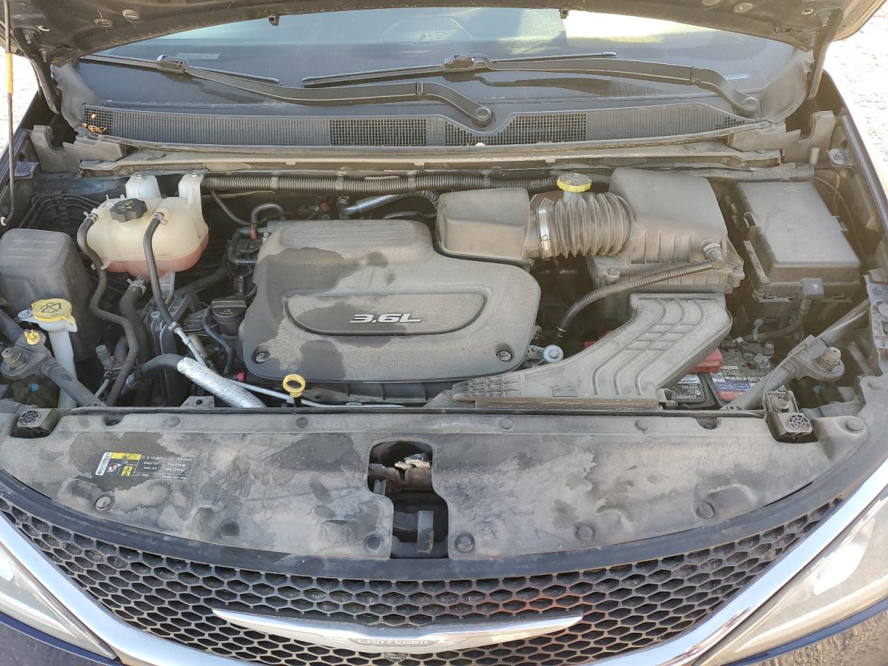 2017 Chrysler Pacifica Touring L Plus VIN: 2C4RC1EG6HR708670 Lot: 89860885