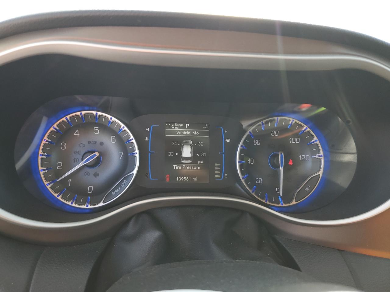 2017 Chrysler Pacifica Touring VIN: 2C4RC1DG7HR501139 Lot: 86768085