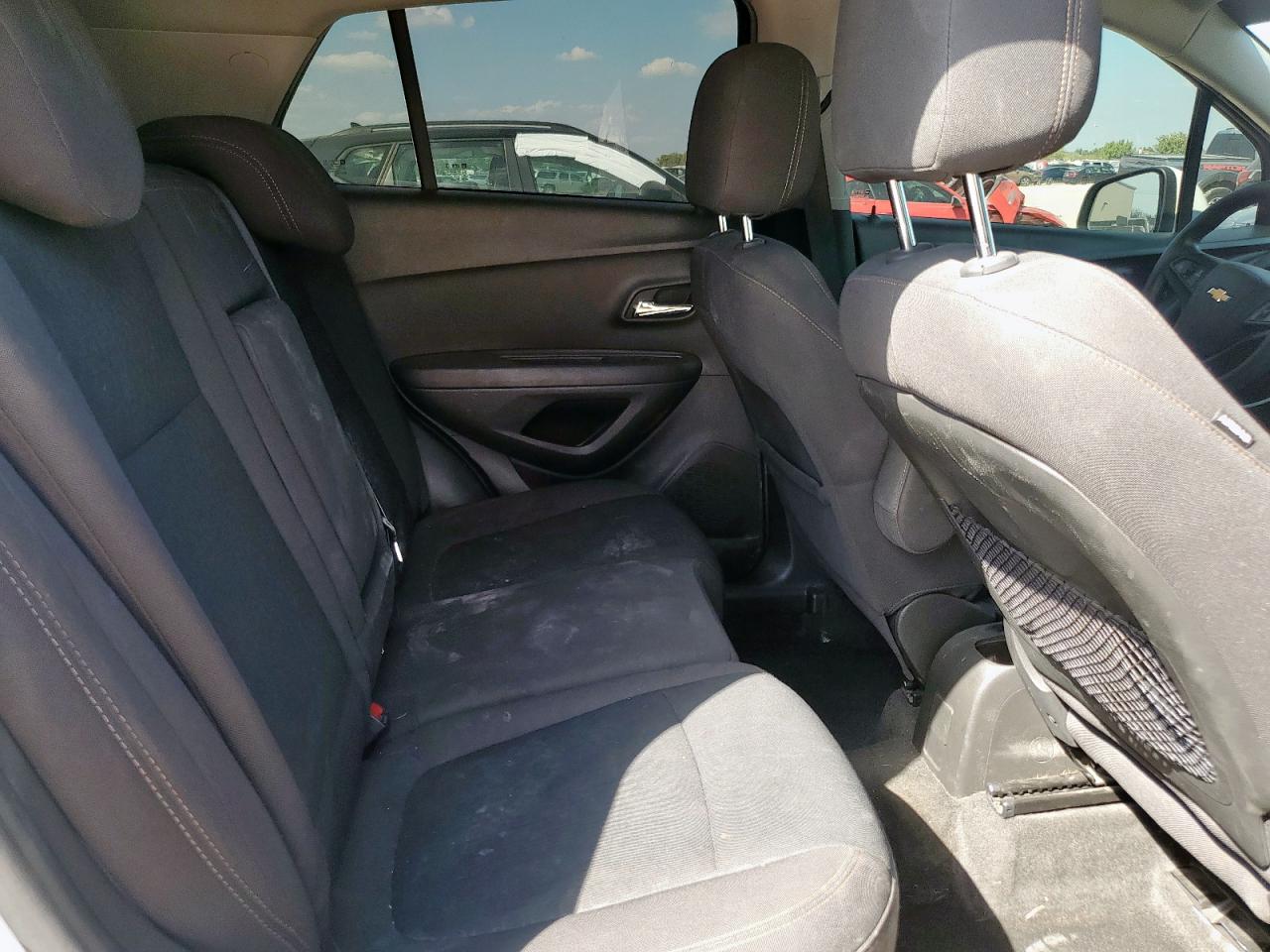 2020 Chevrolet Trax Ls VIN: KL7CJKSB9LB041513 Lot: 81965295